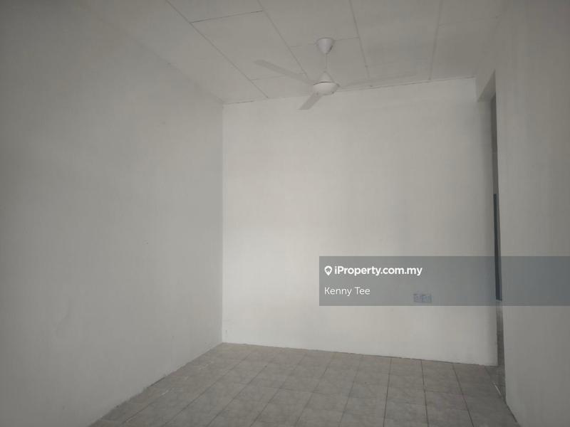 1-storey Terraced House for Sale in Taman Desa Pd, Linggi by Kenny Tee - iProperty.com.my