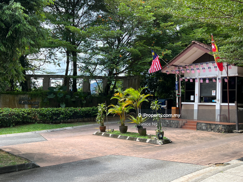 Rumah Teres 2.5-Tingkat untuk Dijual di Sierramas, Sungai Buloh oleh Janice Ng - iProperty.com.my