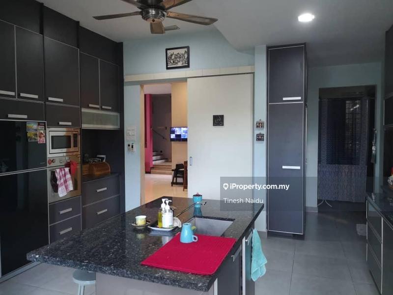 Bungalow House for Sale in Ampang Utama, Ampang by Tinesh Naidu - iProperty.com.my