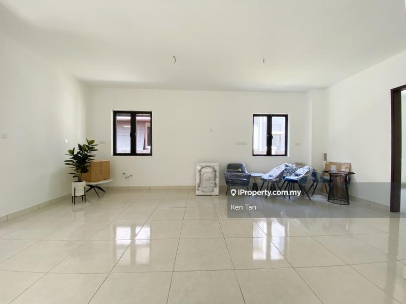 Bungalow House untuk Dijual di Damansara Idaman, Ara Damansara oleh Ken Tan - iProperty.com.my