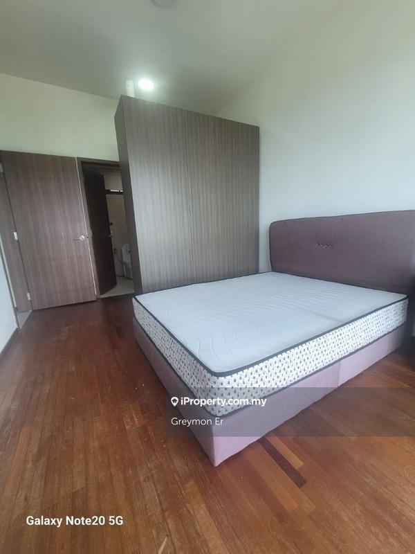 Service Residence for Rent in Crescent Bay Suites (Teluk Bayu) by Greymon Er - iProperty.com.my