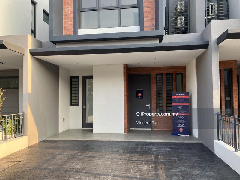 2-storey Terraced House for Sale in ELMINA ILHAM Residence East Garden West Valley, Shah Alam by Vincent Tan - iProperty.com.my
