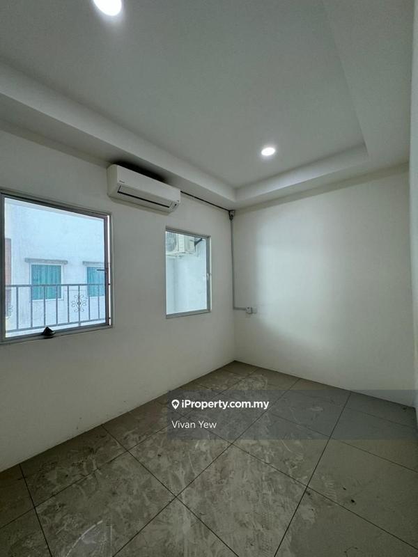 Condominium for Sale in Loyal Garden Residences by Vivan Yew - iProperty.com.my