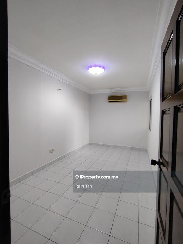 Kondominium untuk Dijual di Amadesa Resort Condominium oleh Rain Tan - iProperty.com.my