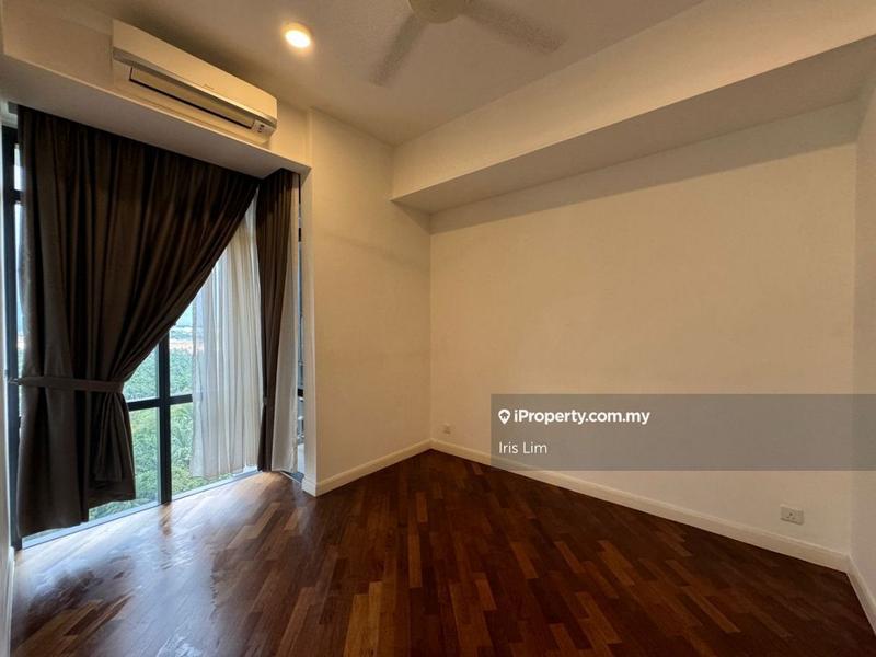 For Sale - Grand Medini