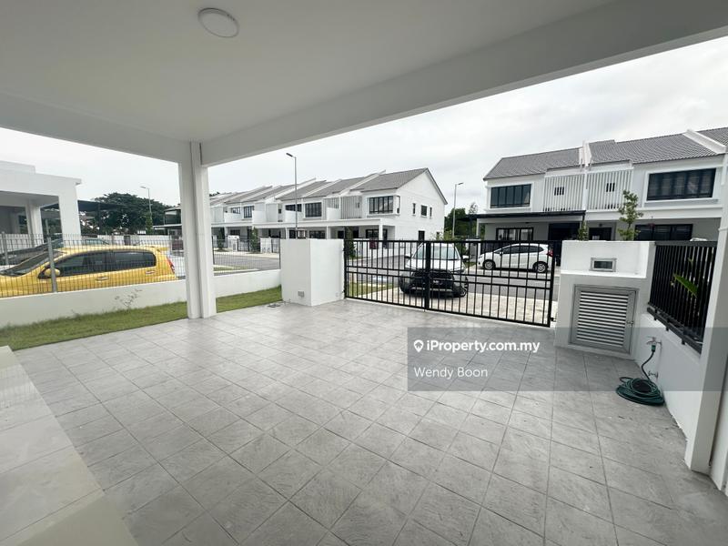 2-storey Terraced House for Sale in Sejati Lakeside, Cyberjaya, Cyberjaya by Wendy Boon - iProperty.com.my