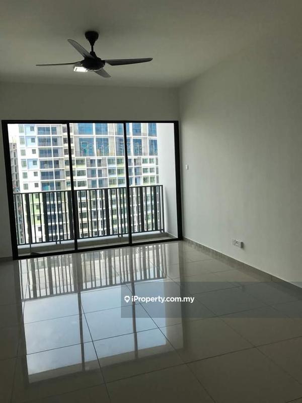 Kediaman Servis untuk Dijual di i-SOHO @ i-City oleh Debbie Tey - iProperty.com.my