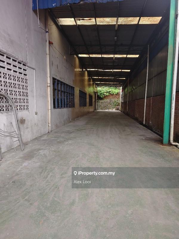 Semi-D Factory for Rent in Taman Desa Cemerlang, Ulu Tiram by Alex Looi - iProperty.com.my