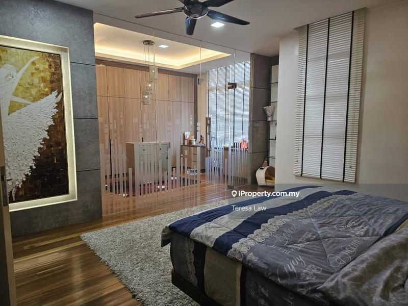 Rumah Berkembar untuk Dijual di Taman Equine, Seri Kembangan oleh Teresa Law - iProperty.com.my