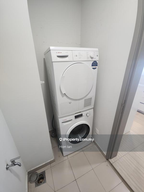 Service Residence for Sale in Twin Arkz by Hon Ian - iProperty.com.my