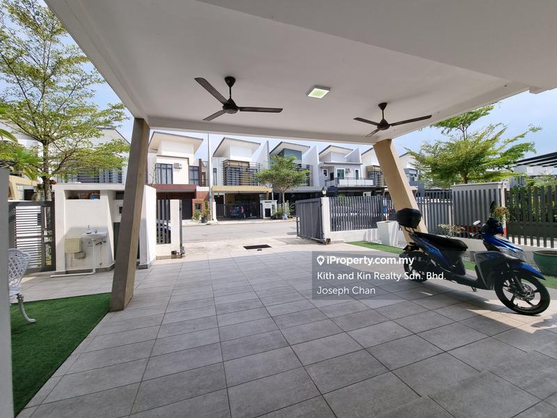Rumah Teres 3-Tingkat untuk Dijual di Laman Glenmarie, Shah Alam oleh Joseph Chan - iProperty.com.my
