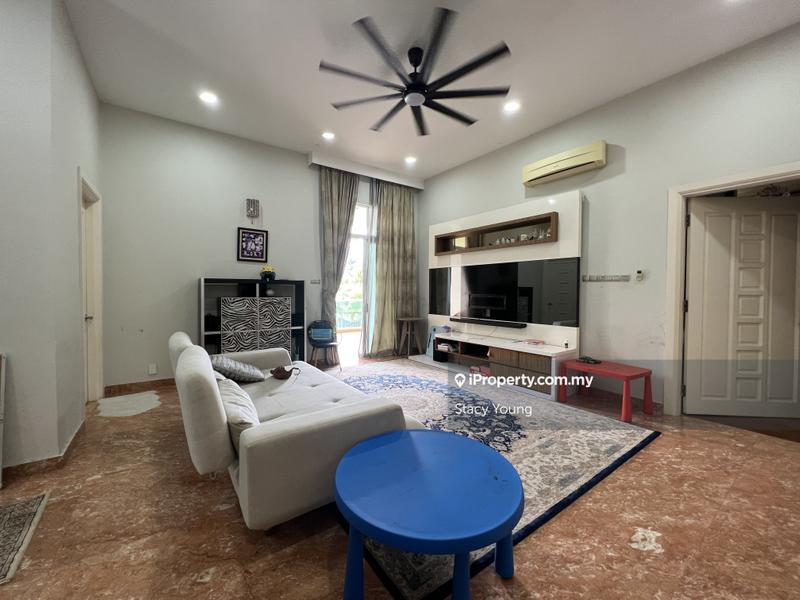 Bungalow House for Sale in Country Heights, Kajang by Stacy Young - iProperty.com.my