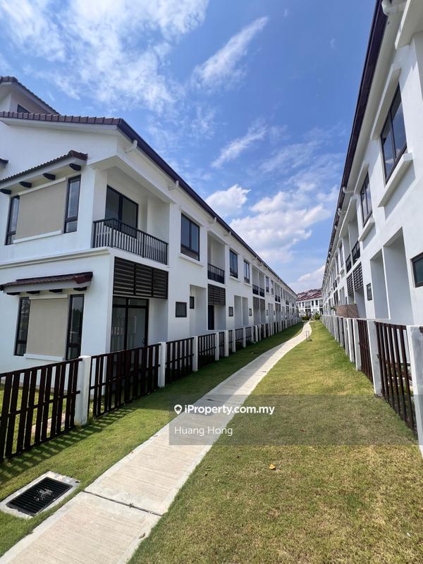 Rumah Berangkai 2 Tingkat untuk Dijual di Setia Safiro, Cyberjaya oleh Huang Hong - iProperty.com.my