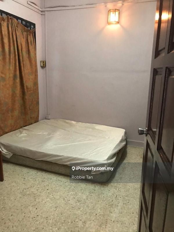 2-storey Terraced House for Sale in Taman Ungku Tun Aminah, Skudai by Robbie Tan - iProperty.com.my