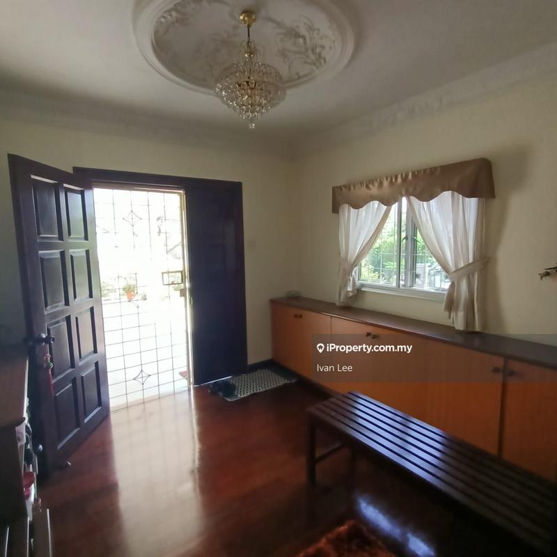 Bungalow House for Sale in Seksyen 17, Petaling Jaya by Ivan Lee - iProperty.com.my