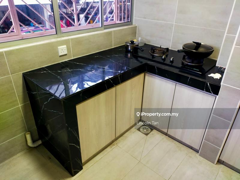 Rumah Pangsa untuk Disewa di Happy Garden Flat oleh Lincoln Tan - iProperty.com.my