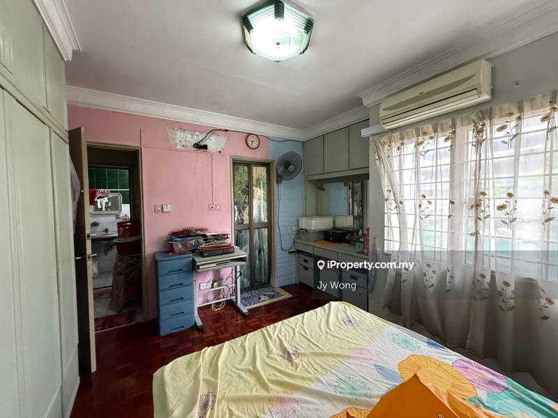 For Sale - De Tropicana