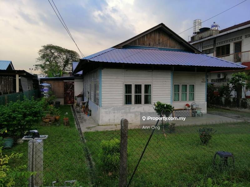 Bungalow House for Sale in Seksyen 1, Petaling Jaya by Ann Ong - iProperty.com.my