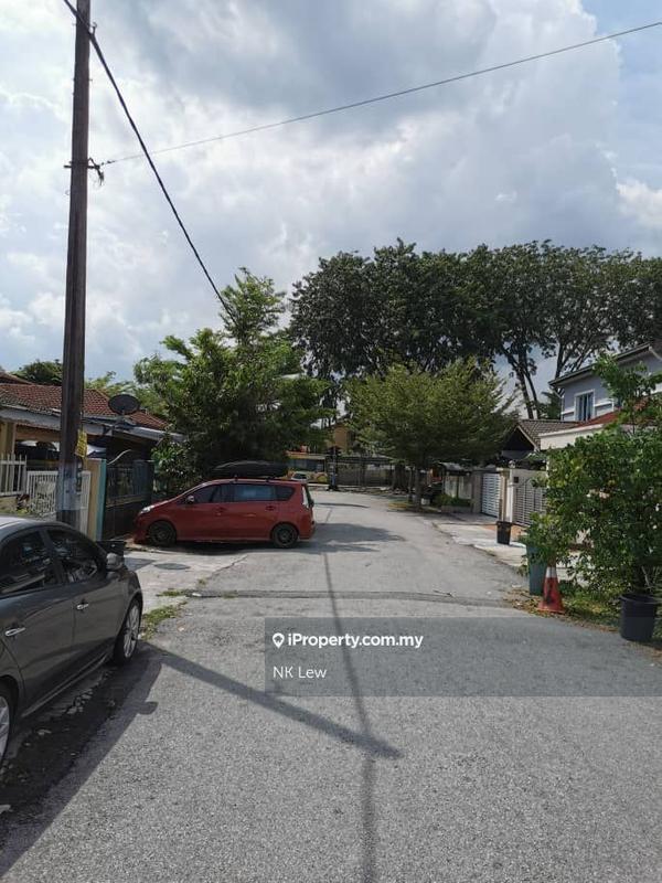Rumah Berangkai 1 Tingkat untuk Dijual di Taman Sri Serdang, Seri Kembangan oleh NK Lew - iProperty.com.my