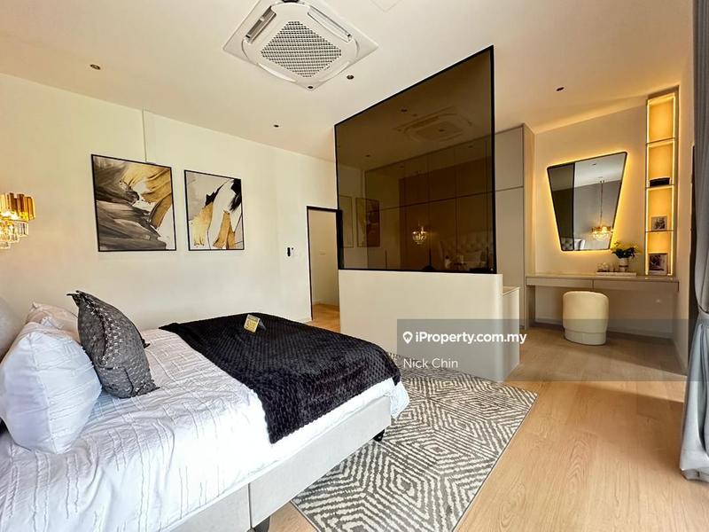 Rumah Teres 2-Tingkat untuk Dijual di Serdang, Seri Kembangan oleh Nick Chin - iProperty.com.my