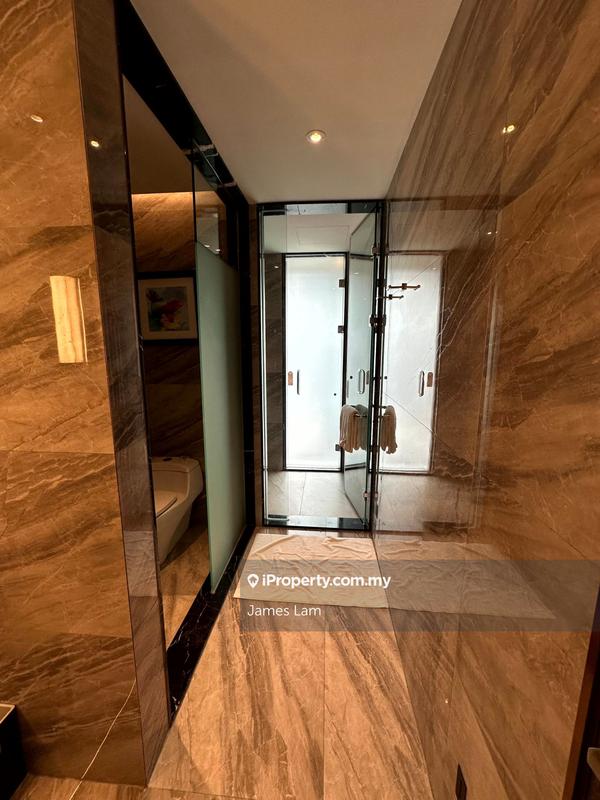 For Sale - Royal Lexis