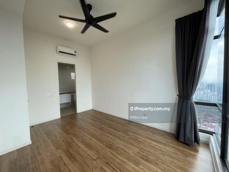 For Sale - The Park Sky Residence