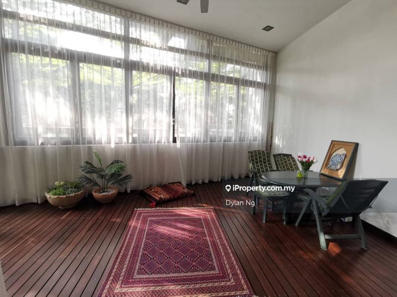 For Sale - Gallery @ U-Thant