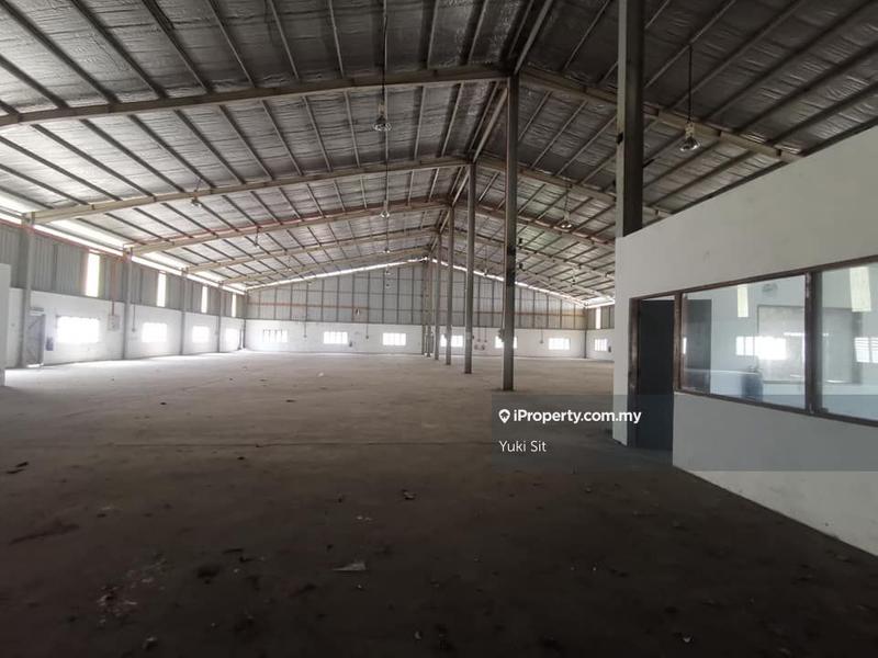 For Sale - Kawasan Perindustrian Pengkalan 2