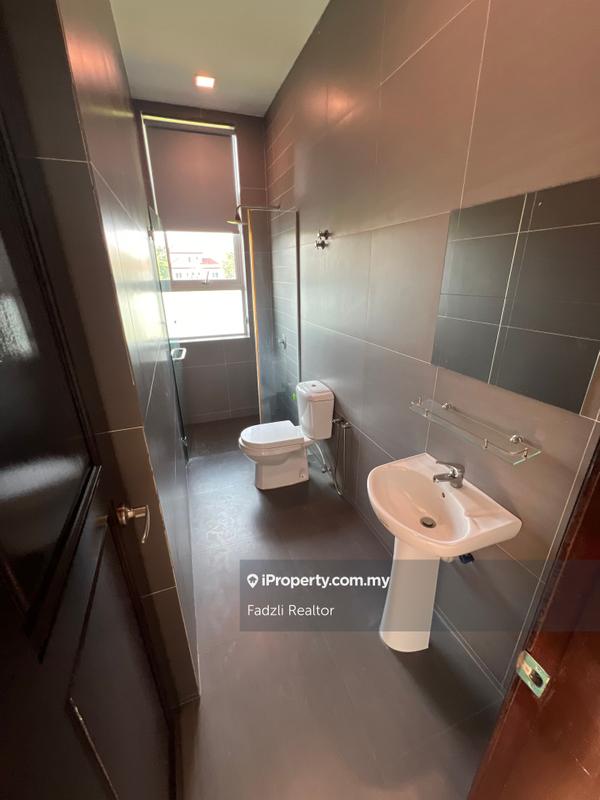 Banglo untuk Dijual di Seri Kembangan, Selangor oleh Fadzli Realtor - iProperty.com.my