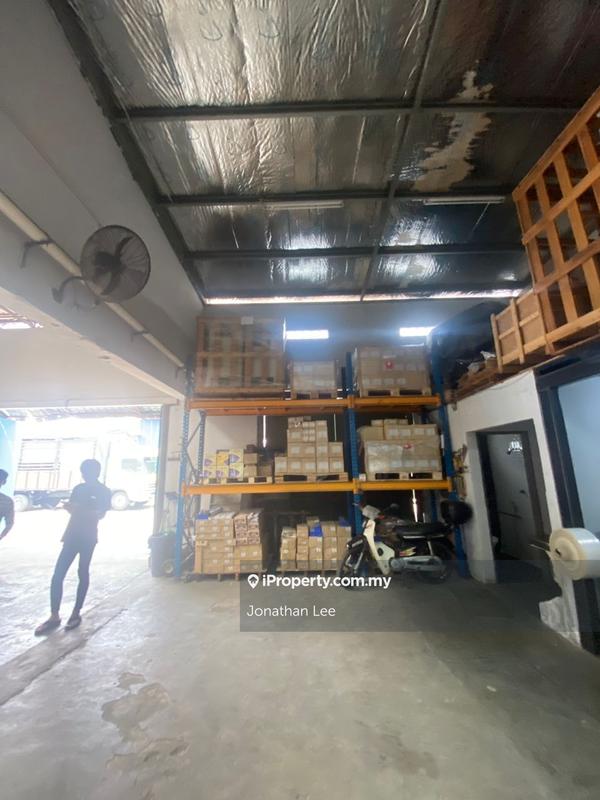 Kilang Teres untuk Dijual di Taman Perindustrian Puchong Utama, Puchong oleh Jonathan Lee - iProperty.com.my
