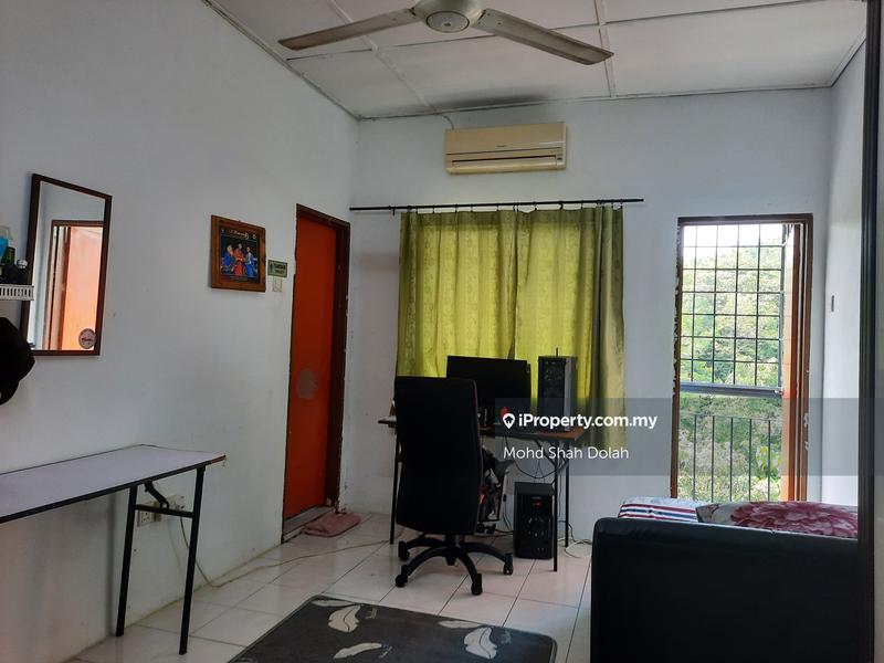 Rumah Bandar untuk Dijual di Taman Sinaran, Kajang oleh Mohd Shah Dolah - iProperty.com.my