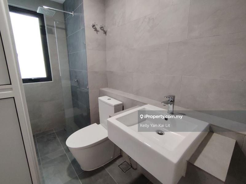 Rumah Teres 3-Tingkat untuk Dijual di Park Residence, Seri Kembangan oleh Kelly Yan Kai Lit - iProperty.com.my