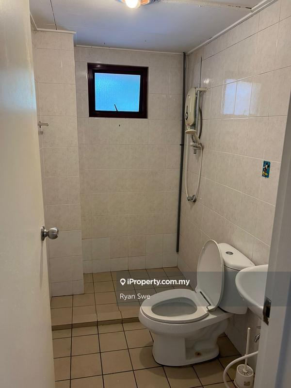 Condominium for Sale in Villamas by Ryan Swe - iProperty.com.my