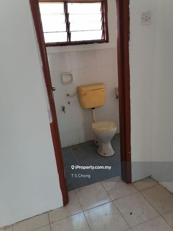 2-storey Terraced House for Sale in Bandar Saujana Putra, Tanjong Duabelas by T S Chong - iProperty.com.my