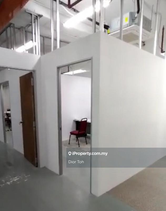 Pejabat untuk Disewa di Seksyen 51a, Petaling Jaya oleh Dior Toh - iProperty.com.my