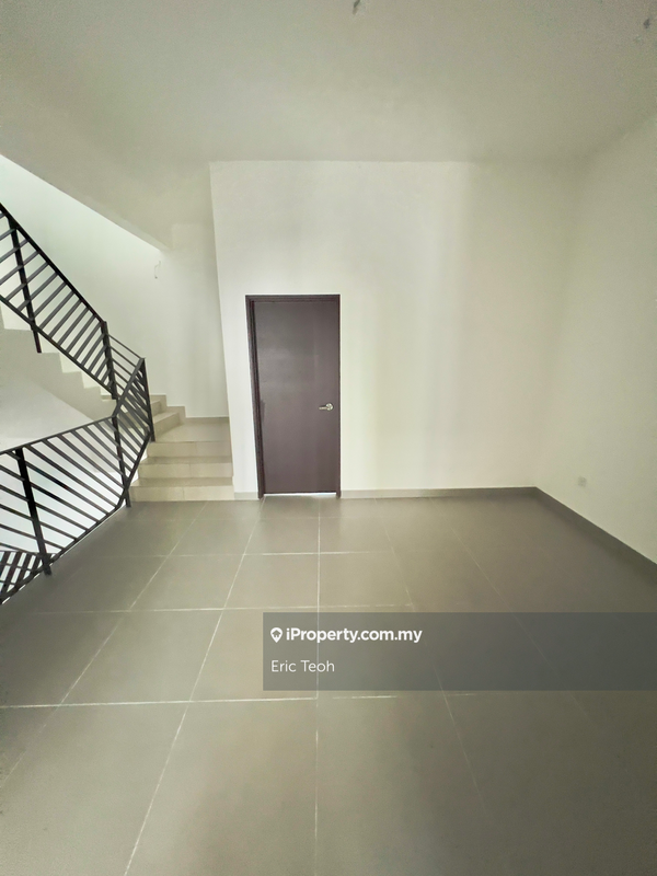 3-storey Terraced House for Sale in Residensi Bukit Orkid (Orchid Hills), Batu 9, Cheras by Eric Teoh - iProperty.com.my