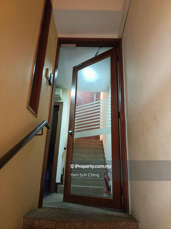Shop / Office for Sale in Petaling Jaya, Selangor by Yem Soh Ching - iProperty.com.my