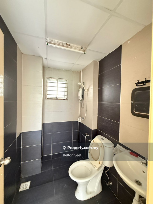 Apartment for Sale in Tiara Hatamas Apartment by Kelton Seet - iProperty.com.my