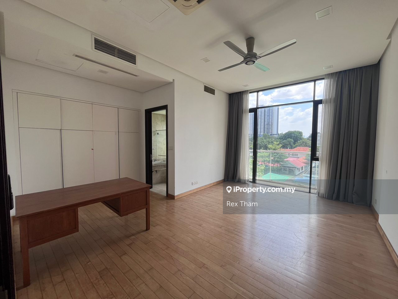 For Sale - Gallery @ U-Thant