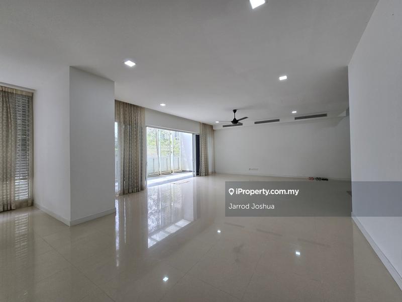 Condominium for Sale in Pavilion Hilltop by Jarrod Joshua - iProperty.com.my
