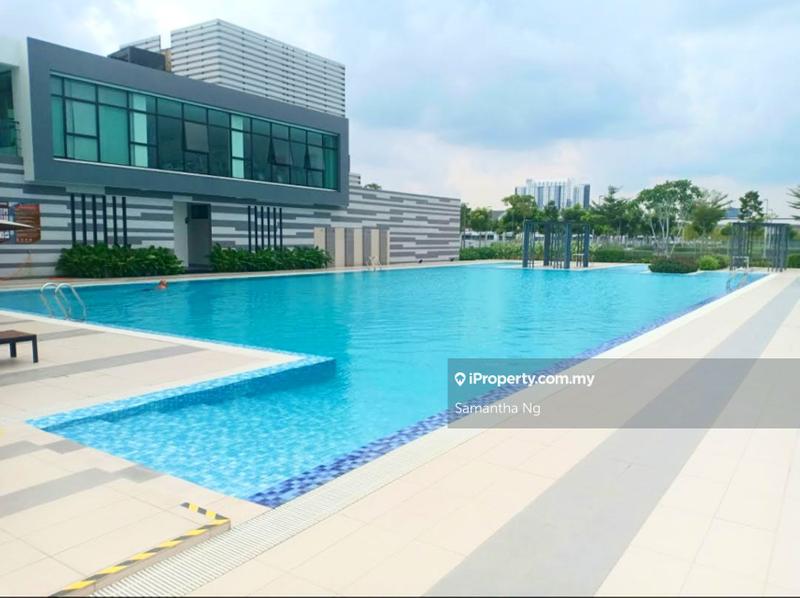 Rumah Teres 2-Tingkat untuk Dijual di Lakeside Residences, Puchong oleh Samantha Ng - iProperty.com.my