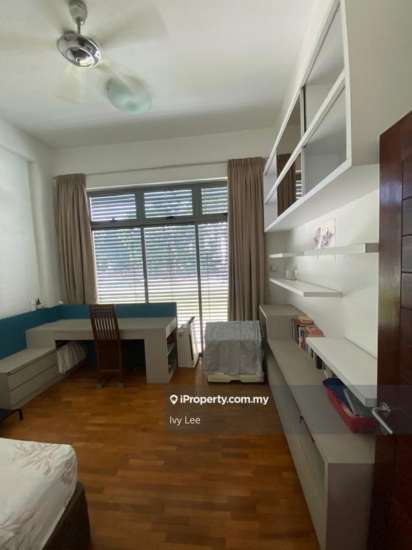 Pangsapuri untuk Dijual di Molek Pine 3 oleh Ivy Lee - iProperty.com.my