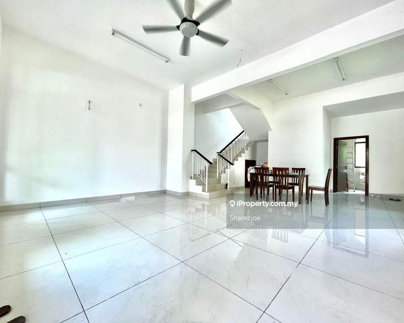 3-storey Terraced House for Sale in Semenyih, Selangor by Shamzjoe - iProperty.com.my