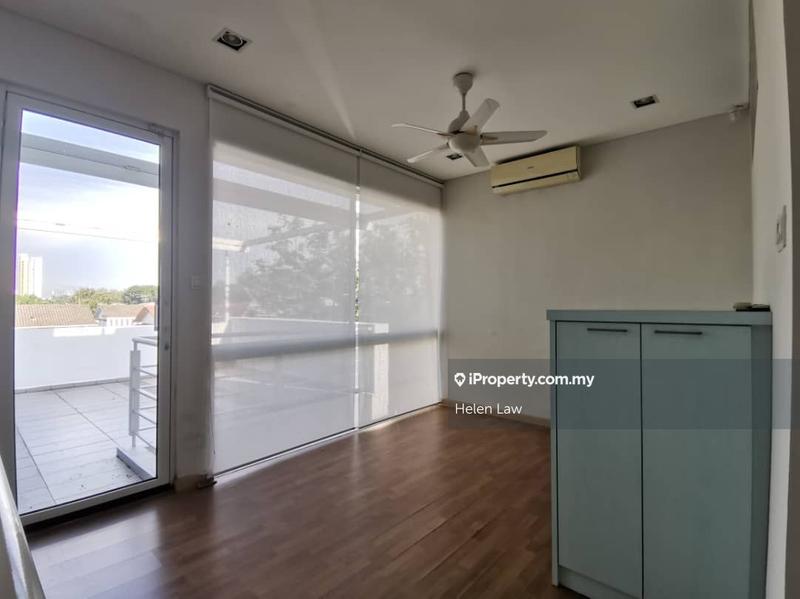Rumah Berangkai 3 Tingkat untuk Dijual di Klebang, Melaka City oleh Helen Law - iProperty.com.my