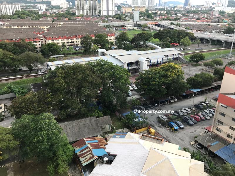Service Residence for Sale in Axis Crown by Daren Tan - iProperty.com.my