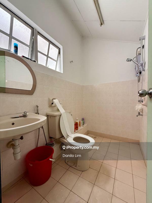Rumah Berangkai 2 Tingkat untuk Dijual di Alam Damai, Cheras oleh Danilo Lim - Bathroom - iProperty.com.my