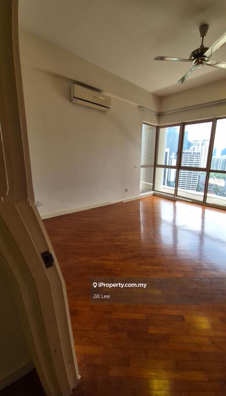 For Sale - Hampshire Park Condominium