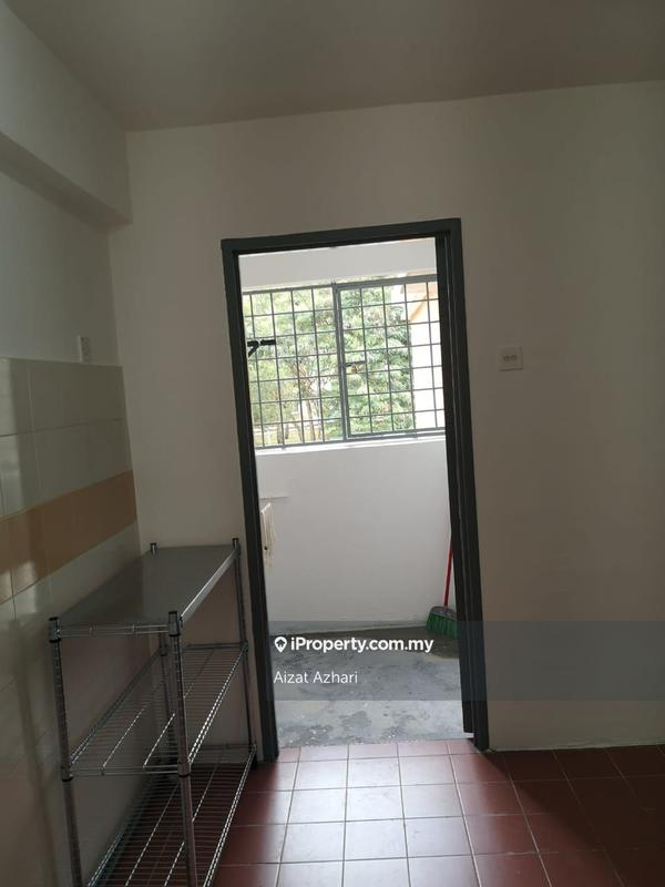 Flat for Sale in Putra Damai by Aizat Azhari - iProperty.com.my