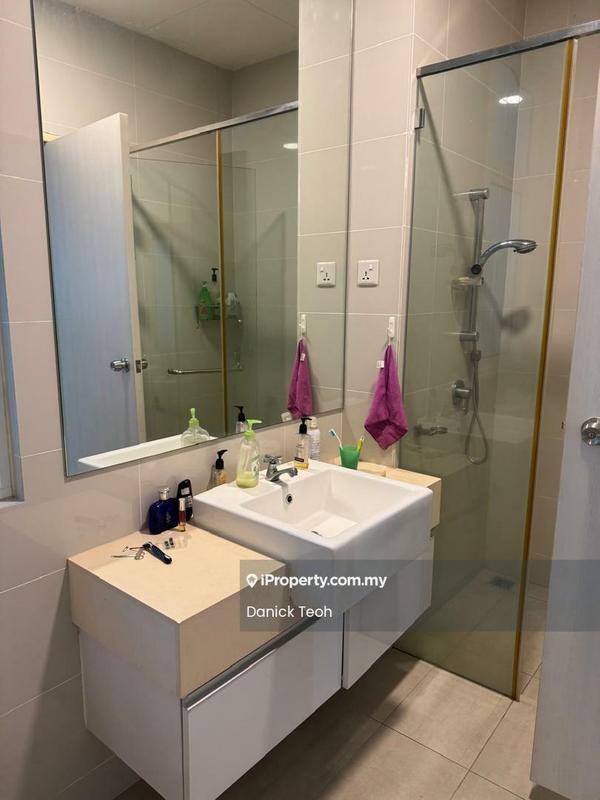 Kondominium untuk Disewa di Ferringhi Residence oleh Danick Teoh - Bathroom - iProperty.com.my