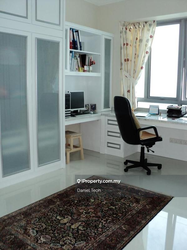 Condominium for Rent in Infinity Beachfront Condominium by Daniel Teoh - iProperty.com.my